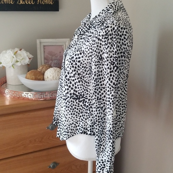 Foxcroft button down top - Picture 3 of 5